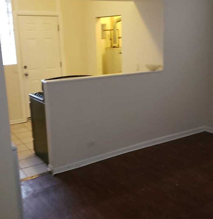 1st image of 3350 W Evergreen Ave APT 1E