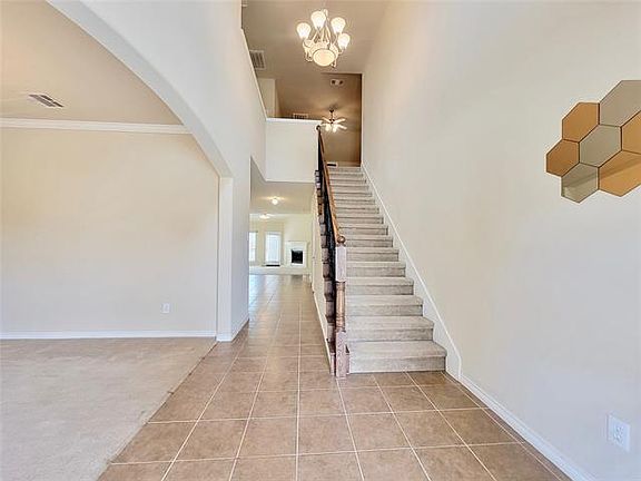 3rd image of 1221 Dripping Springs Ln