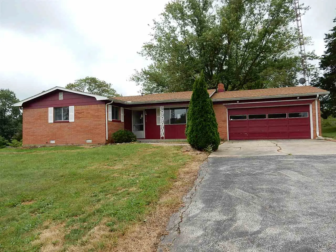8240 State Road 158 photo 1