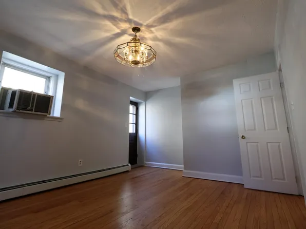 1014 Ponsi Street image 9 of 17