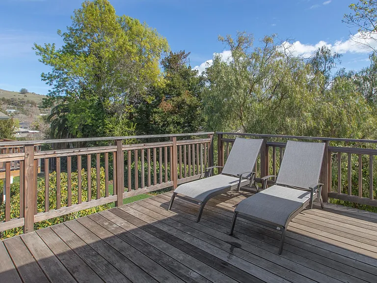 80 Rancho Dr — Photo 38