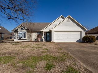 518 Fair Oaks Cir, Marion, AR 72364