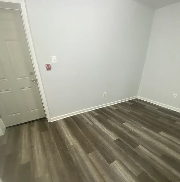 1st image of 4523 Pulaski Ave #1