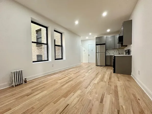 715 West 175th Street image 2 of 6