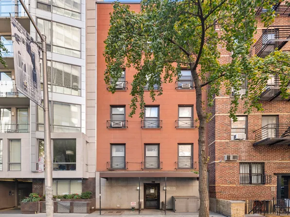 348 East 55th Street image 1 of 6
