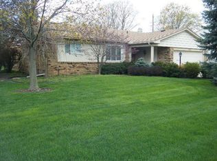 3625 Delaware Dr, Troy, MI 48084