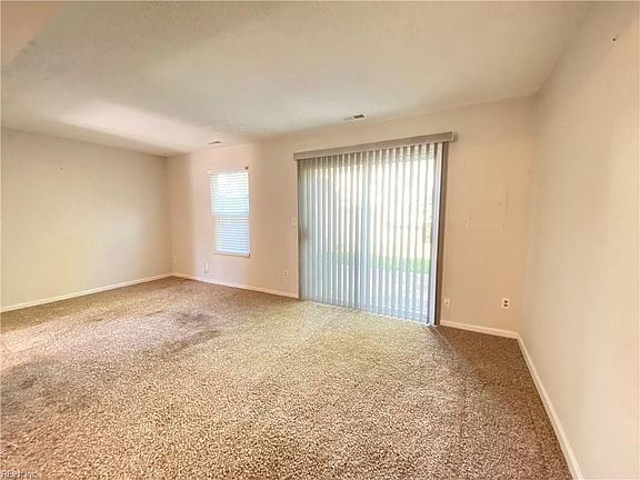 5th image of 5910 Beechwalk Dr