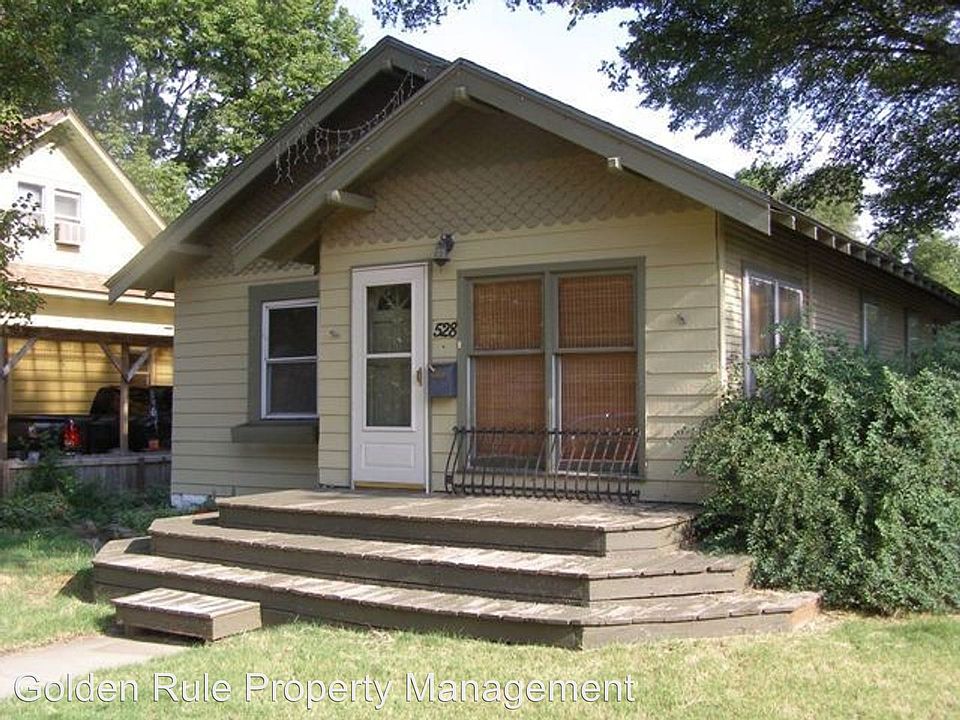 1st image of 528 E 9th Ave