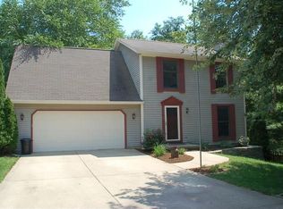 1214 E Chestnut Ct, Bloomington, IN