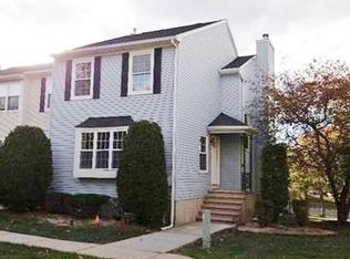 53 Delikat Ln, Sayreville, NJ 08872