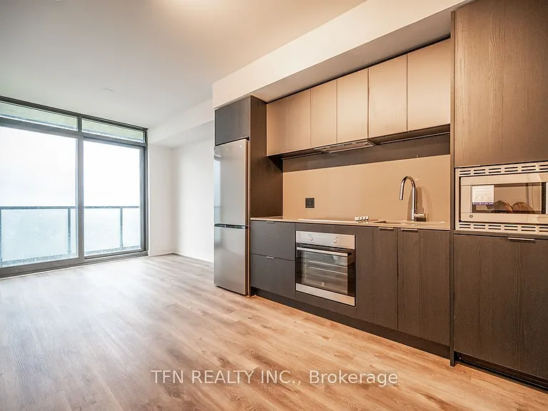 86 Dundas St E #1611 — Photo 13