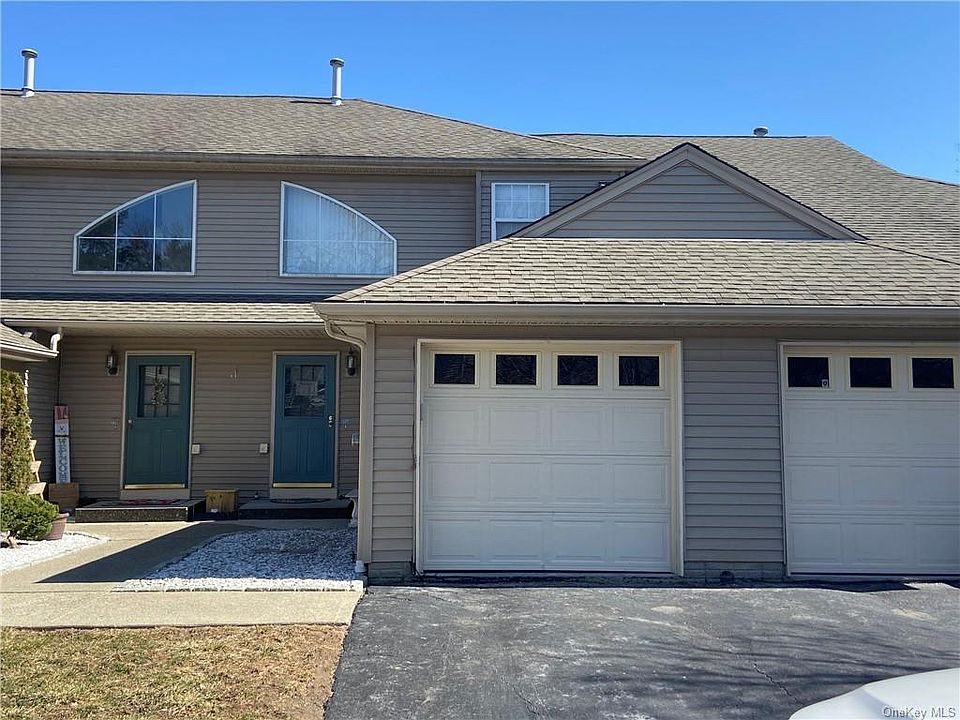 125 Elmcrest Drive, Fishkill, NY 12524 Zillow