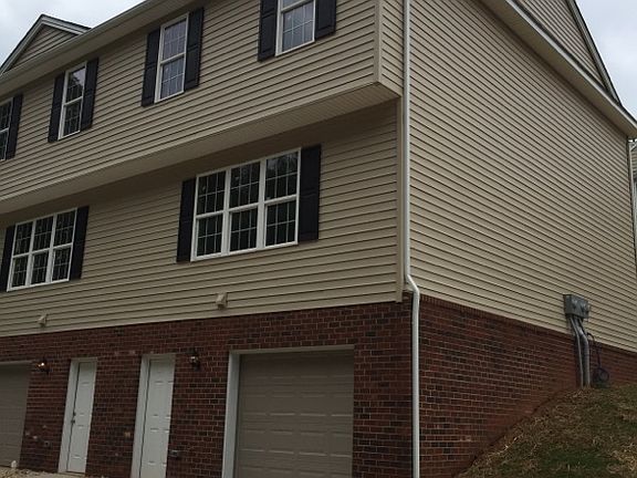 2nd image of 110 Aaron Pl #500