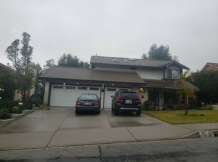 3140 N Indian Canyon Ct, Highland, CA 92346