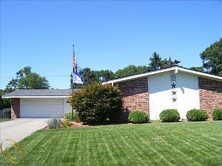 1st image of 8365 Tamarack Dr