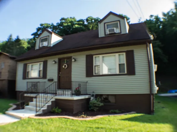 242 Diamond St, Elkins, WV 26241