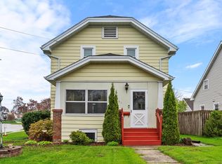 631 Pine St, Sheboygan Falls, WI 53085