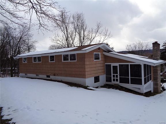 3rd image of 421 Latter Dr