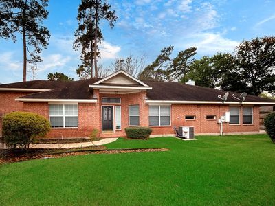 75 E Foxbriar Forest Cir, Spring, TX, 77382