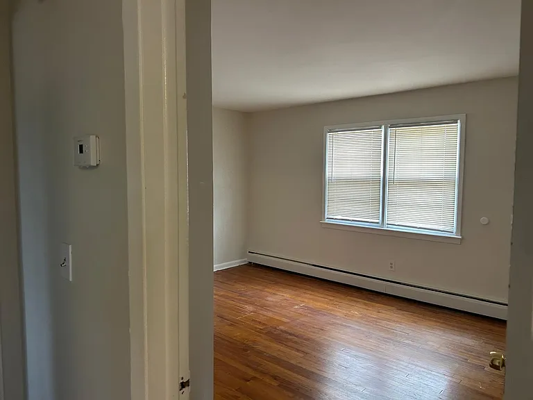 355 Plainfield Ave #B04 — Photo 6