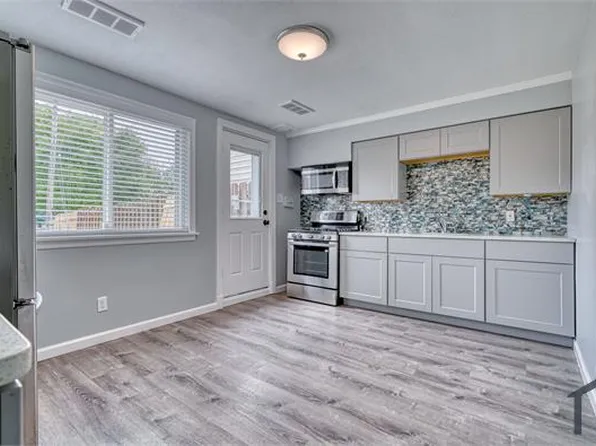 2236 Searles Rd, Baltimore, MD 21222