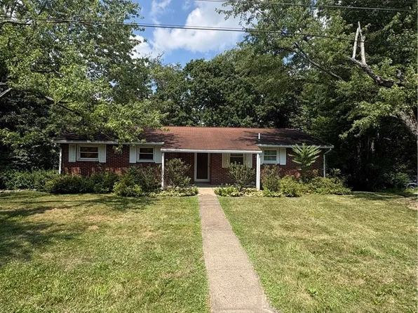 47612 Summerset Dr, East Liverpool, OH 43920