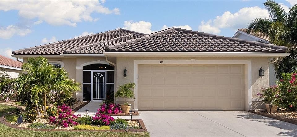 1st image of 445 Pinewood Lake Dr
