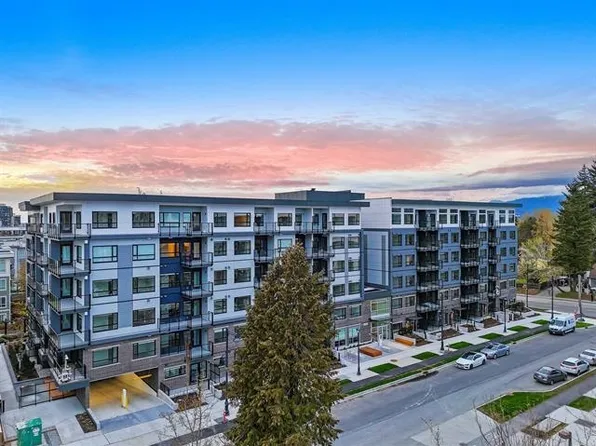 10777 138th St #309, Surrey, BC V3T 5E3