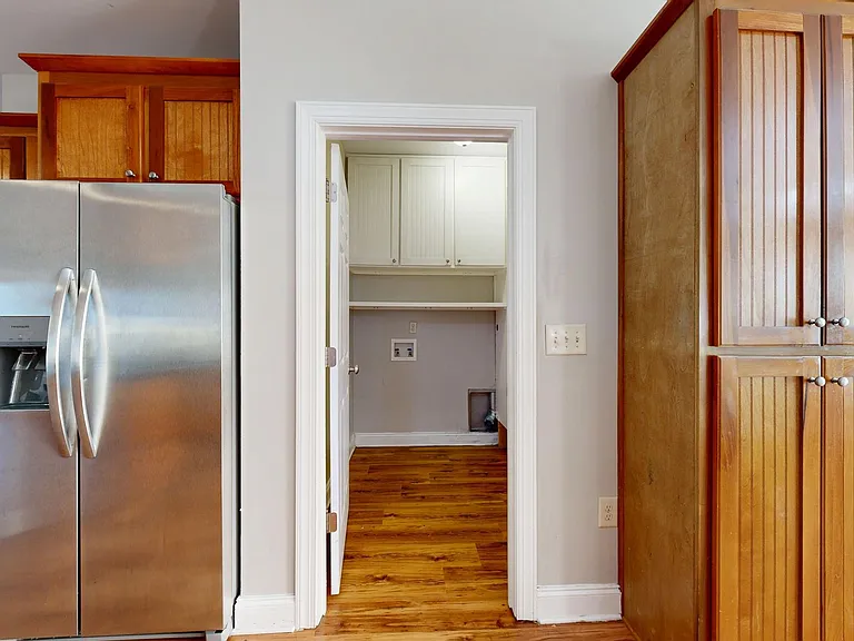 176 Garrett Dr — Photo 7