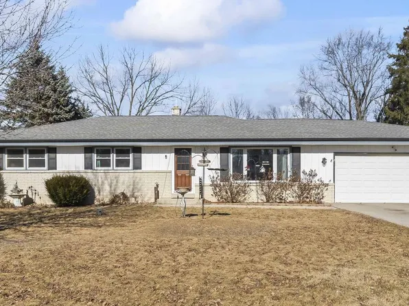 N52W15412 El Rio DRIVE, Menomonee Falls, WI 53051