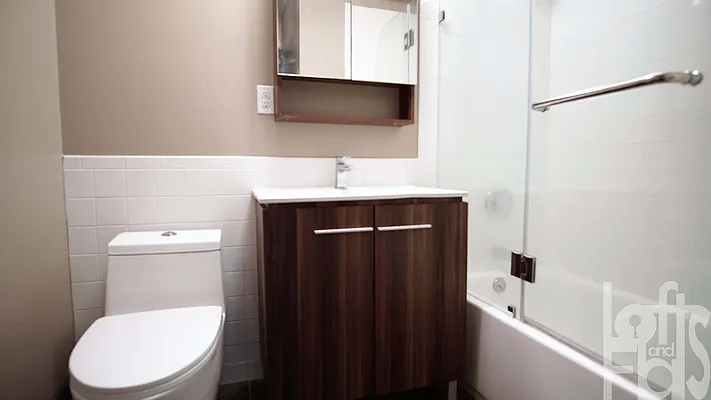 Rented by Lofts and Flats LLC | media 59