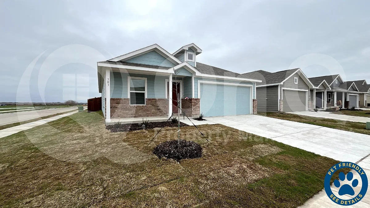 3 bed, 2.0 bath, 1484 sqft, $1,695 — Photo 1