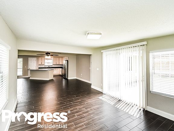 5th image of 3477 Docksider Dr N