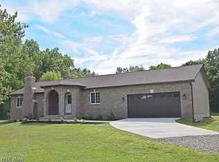 5229 Headley Rd, Newton Falls, OH 44444