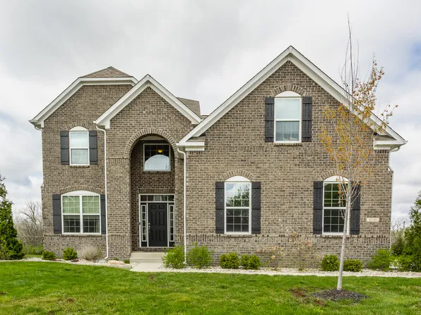 8330 Dumfries Dr, Brownsburg, IN 46112