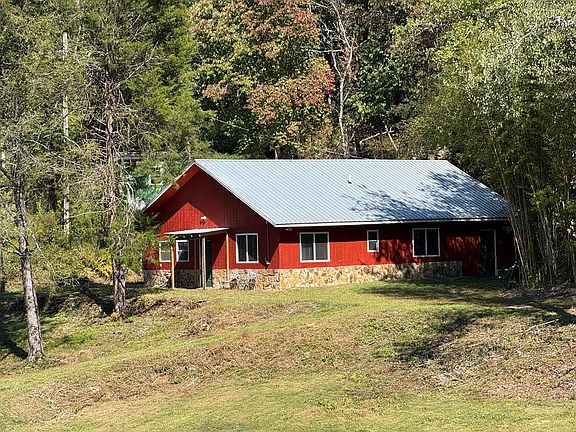 2nd image of 37 Shady Creek Ridge