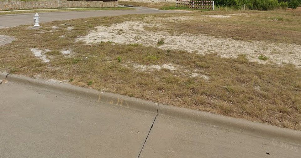 1st image of 412 McKinley St