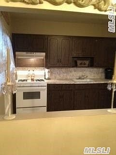 4th image of 16222 96th St