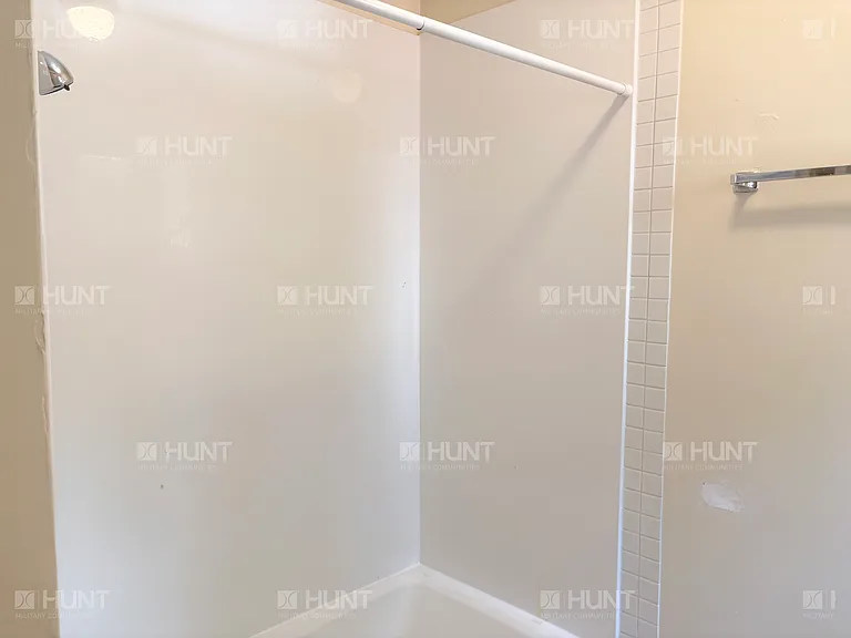 300 Inner Cir — Photo 17