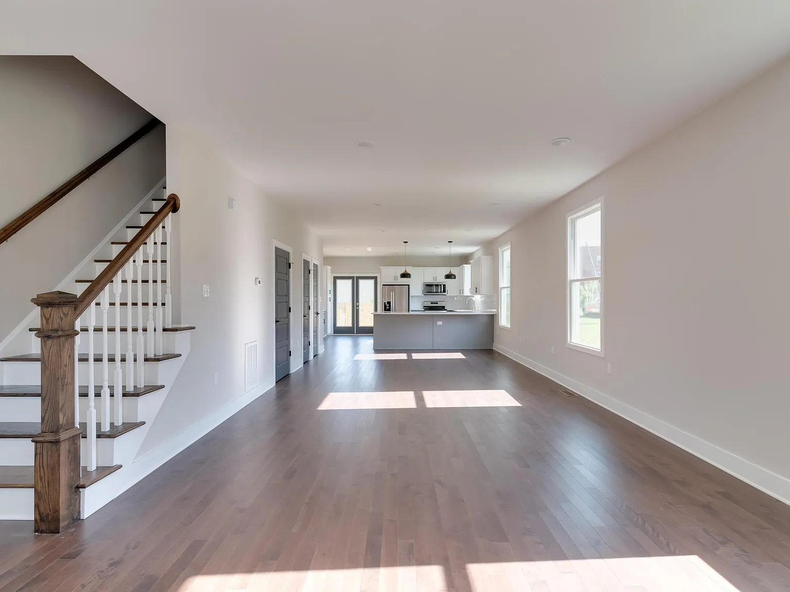 3 bed, 2.5 bath, 1836 sqft, $2,495 — Photo 4