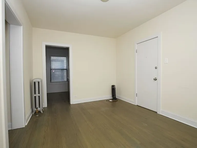 2641 N Spaulding Ave #E2 — Photo 11