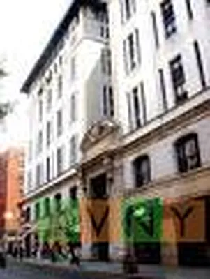 Rented by KVNY Soho | media 40