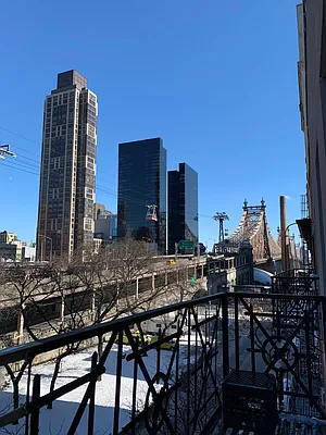 Rented by Oxford Property Group | media 5