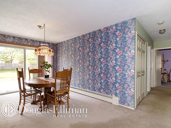 5th image of 14 Olympia Ln