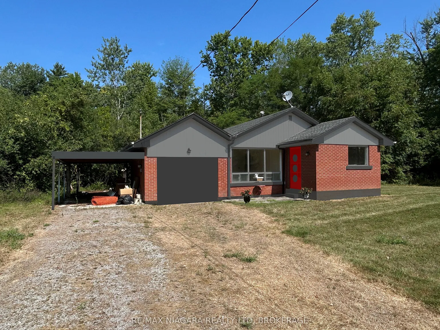 1544 Stockton Ln photo 1