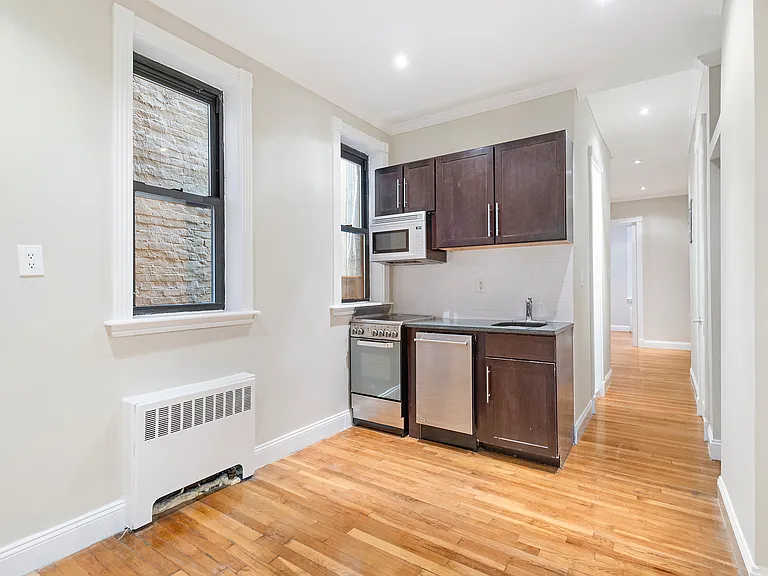 420 E 66th St #3B — Photo 5