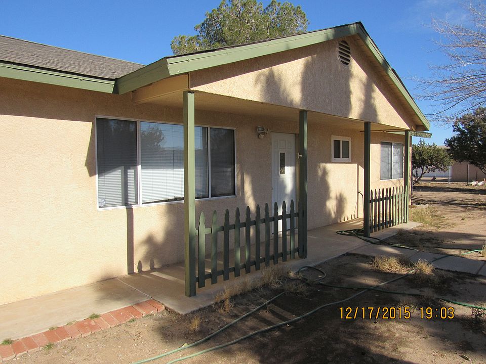 1st image of 16122 Sultana St