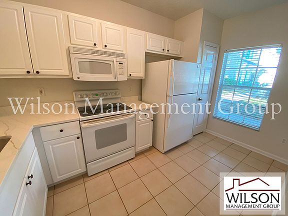 4th image of 2904 Woodlands Park Ct