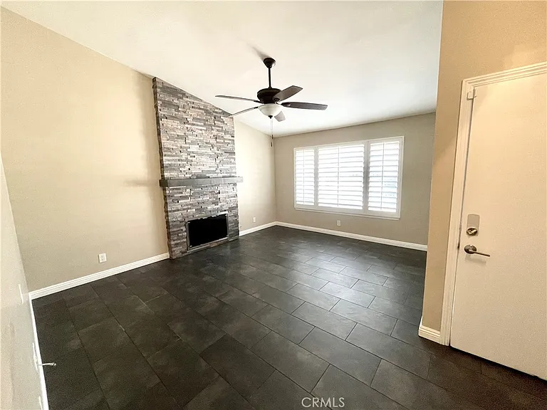 7566 E Woodsboro Ave — Photo 3