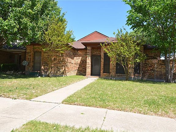 2nd image of 2809 Big Oaks Dr